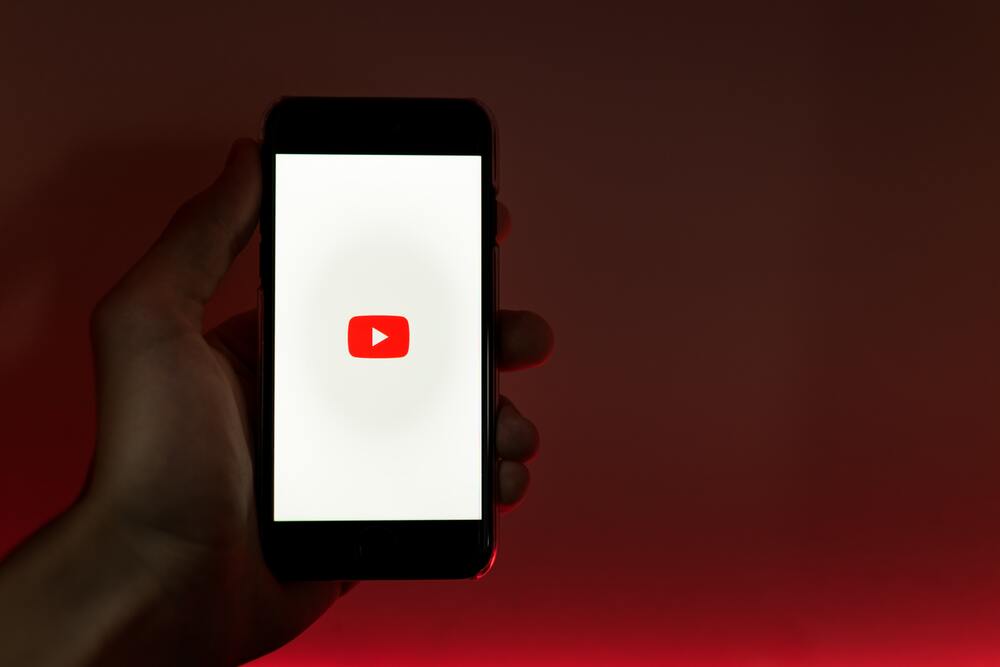 6 Ways to Make Money From YouTube and Tips to Become a Content Creator