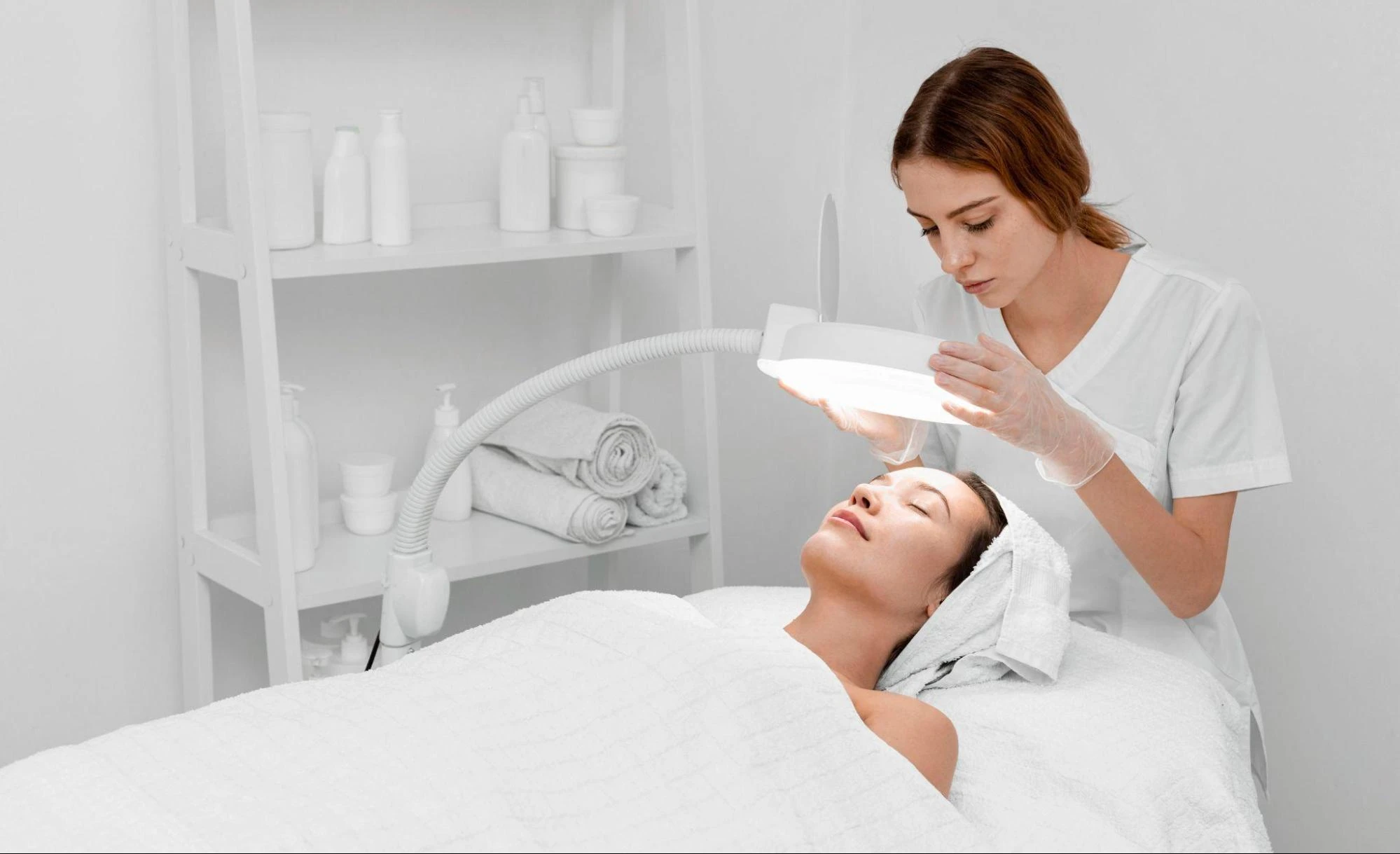 Mengenal DNA Salmon, Solusi Instan untuk Kulit Glowing