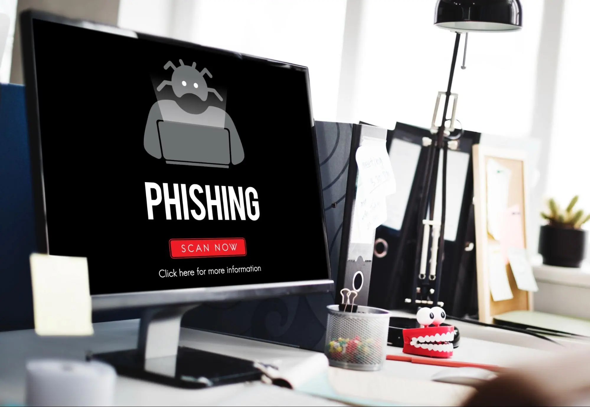 Phising Adalah: Definisi, Jenis, dan Sanksi Hukumnya 