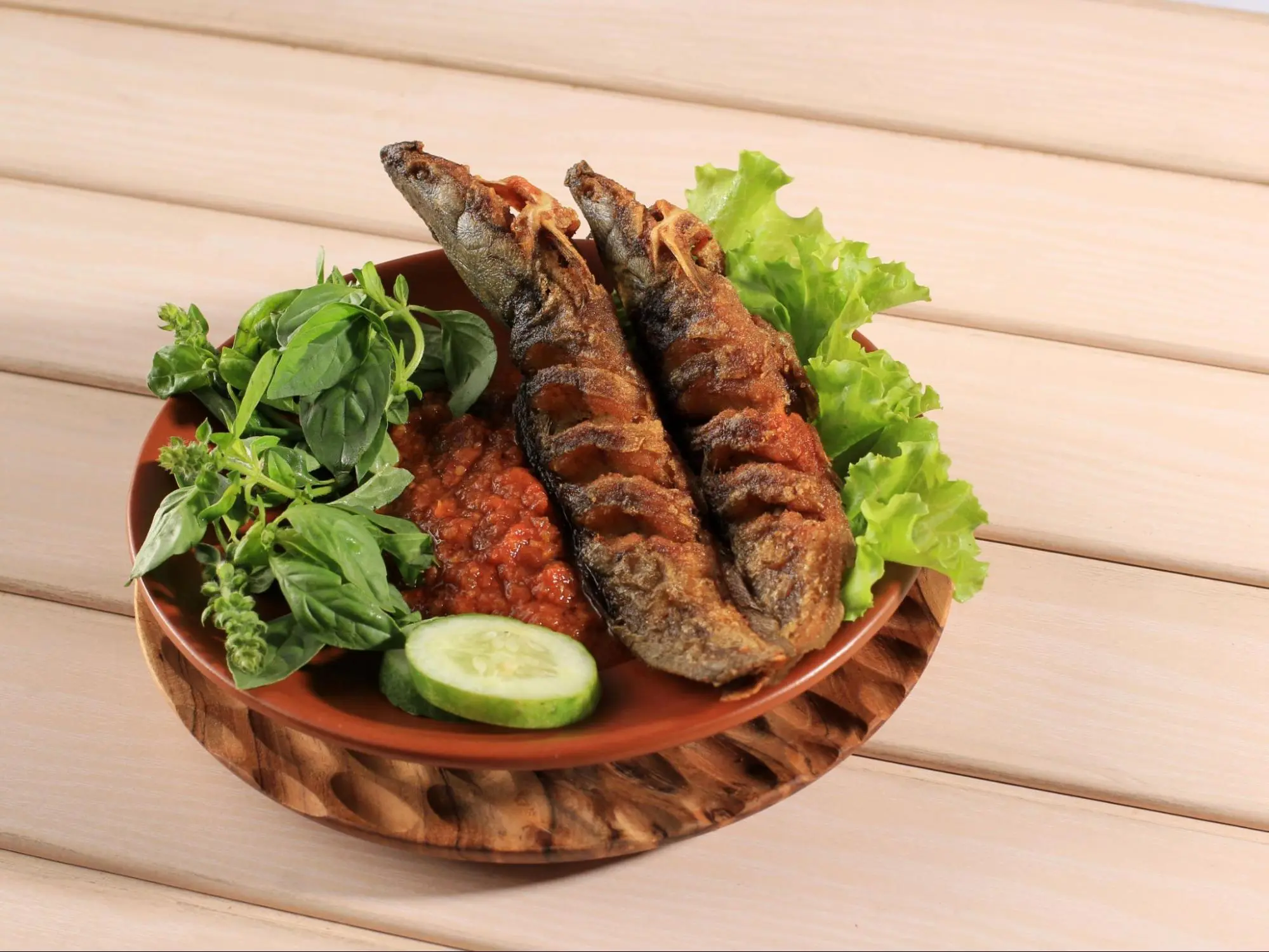 Tips Buka Usaha Pecel Lele, Kuliner Kaki Lima yang Selalu Ramai